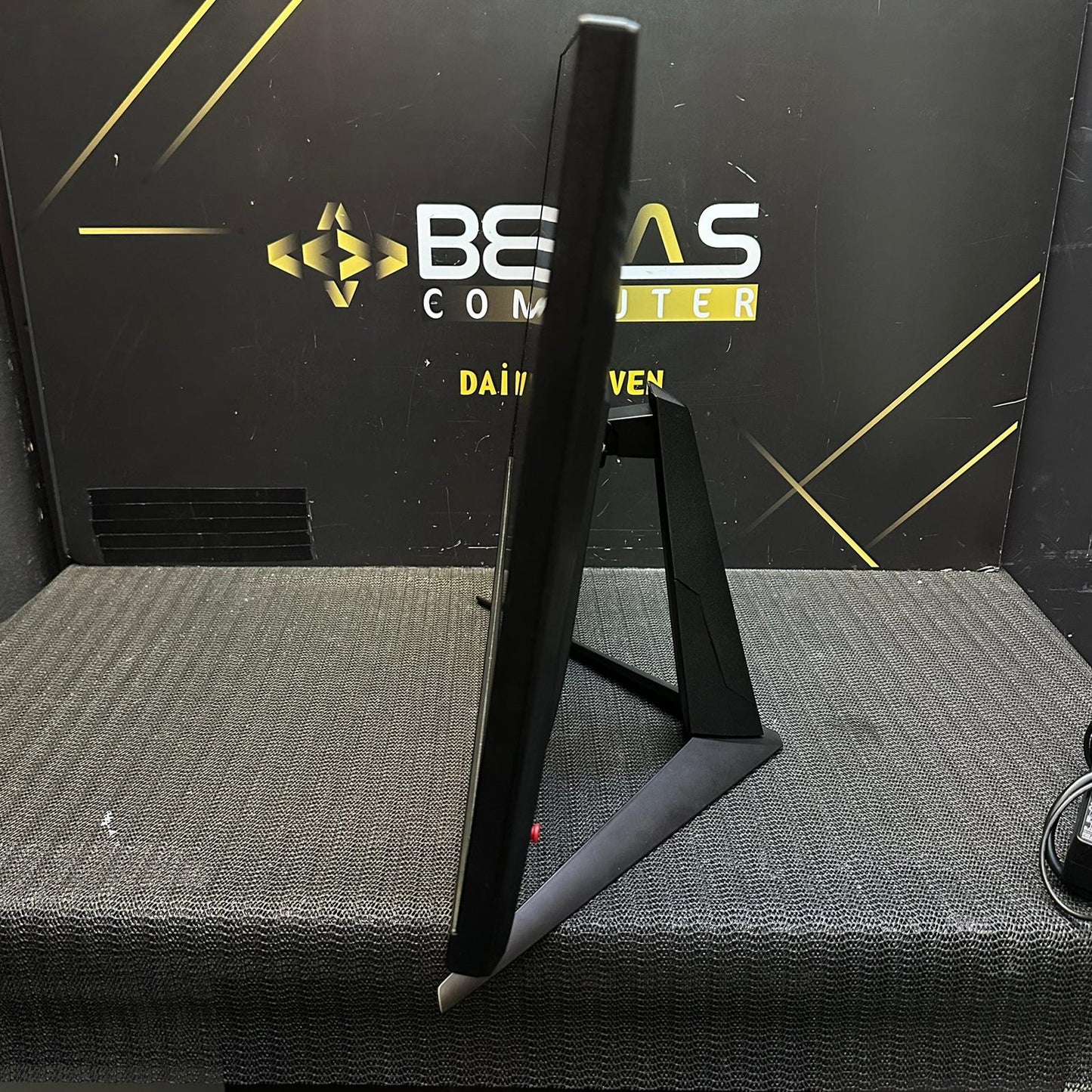 MSI Optix G271 Oyuncu Monitörü / 27" / 144Hz