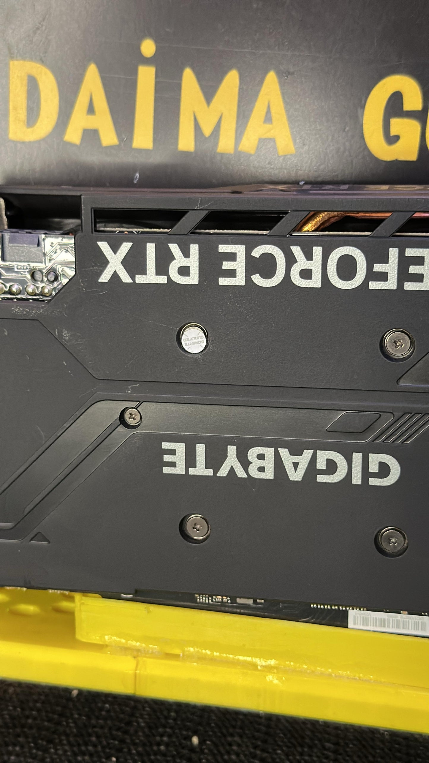 Gigabyte GeForce RTX 4060 Windforce 8G Ekran Kartı