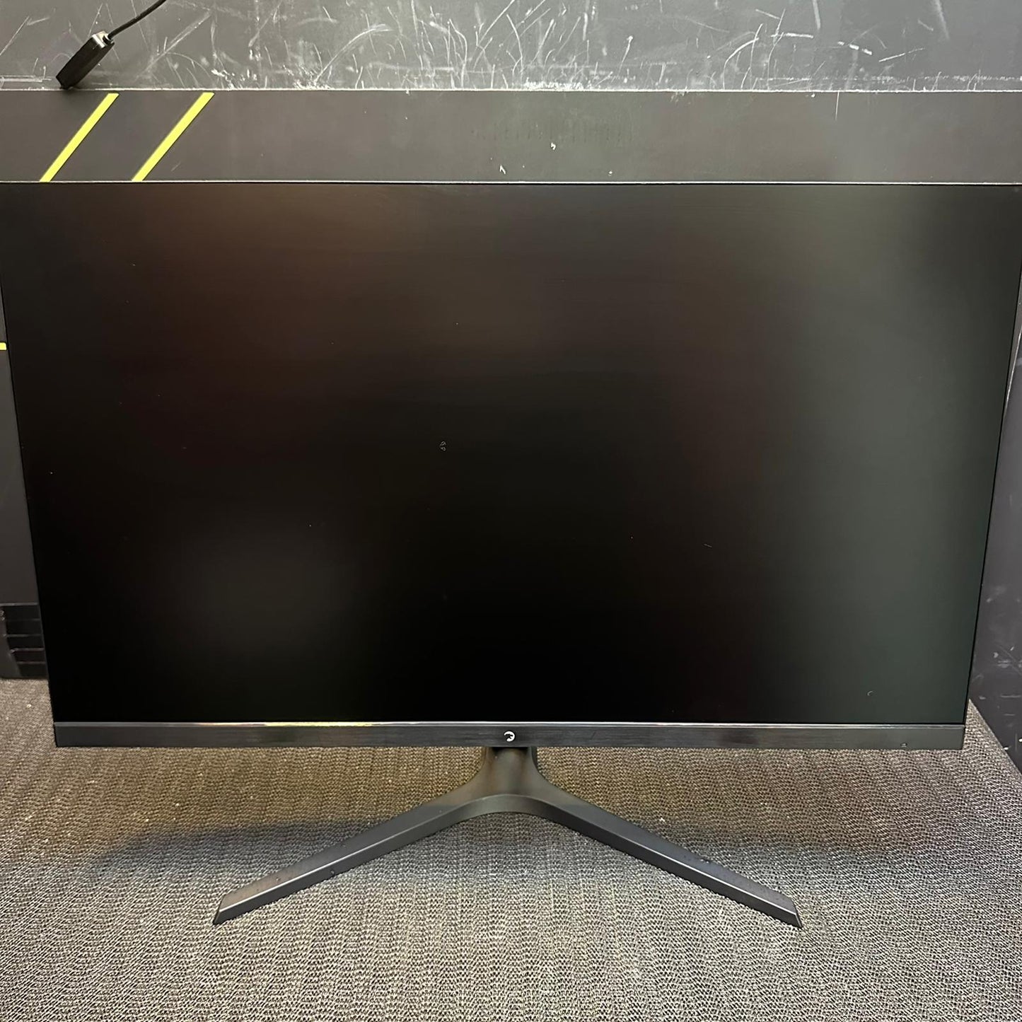 GamePower Bull T20 Monitör / 27" / 180Hz
