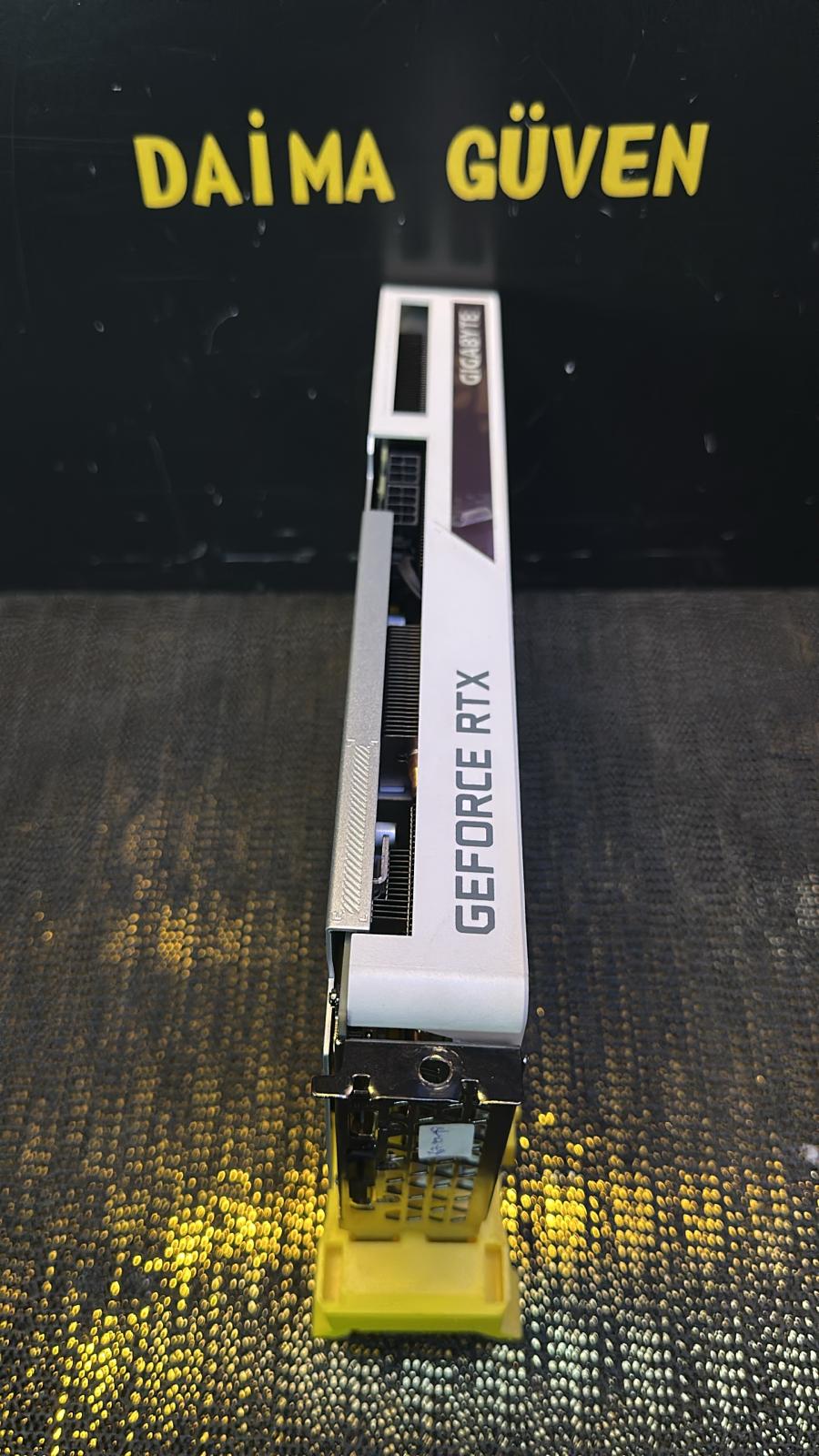 Gigabyte GeForce RTX 3060 Ti Vision 8G Ekran Kartı