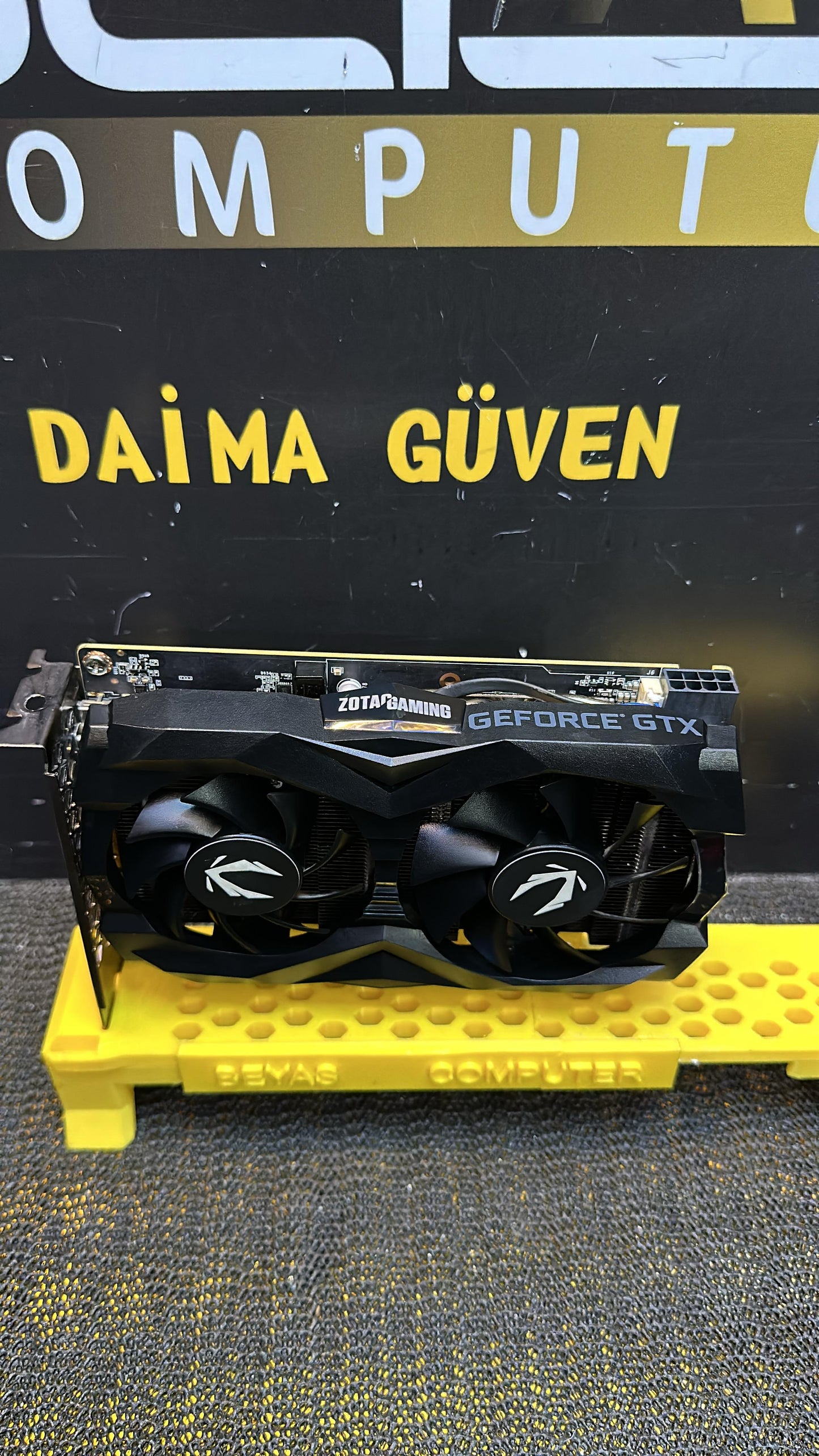 Zotac Gaming GeForce GTX 1660 Super Twin Fan Ekran Kartı