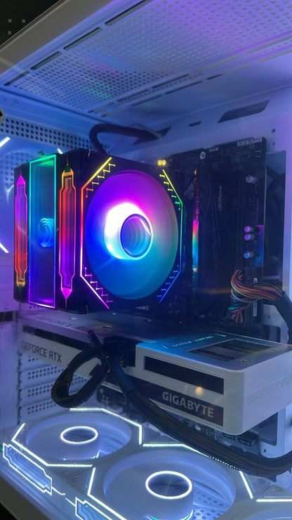 R5 5700 / RTX 3060 Beyaz