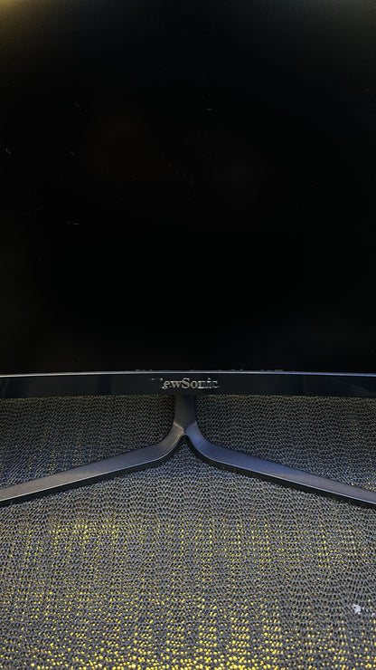 ViewSonic Curved Oyuncu Monitörü / 24" / 144Hz
