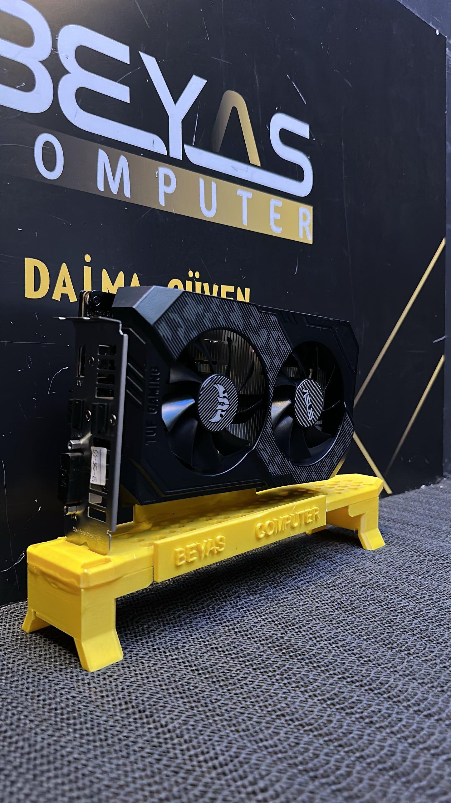 Asus TUF Gaming GeForce GTX 1660 Ti Ekran Kartı