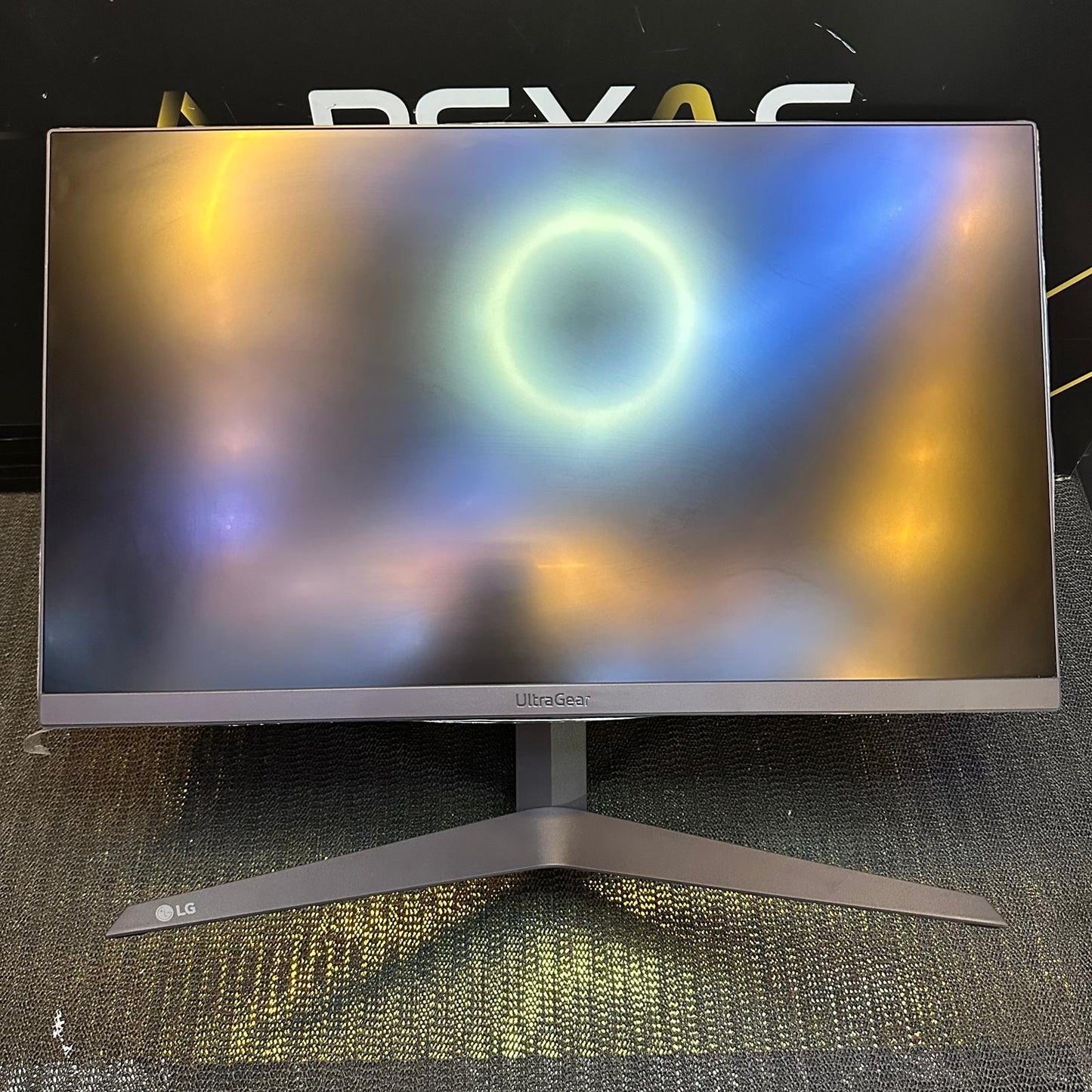 LG UltraGear 24GL650 Oyuncu Monitörü / 24" / 180Hz