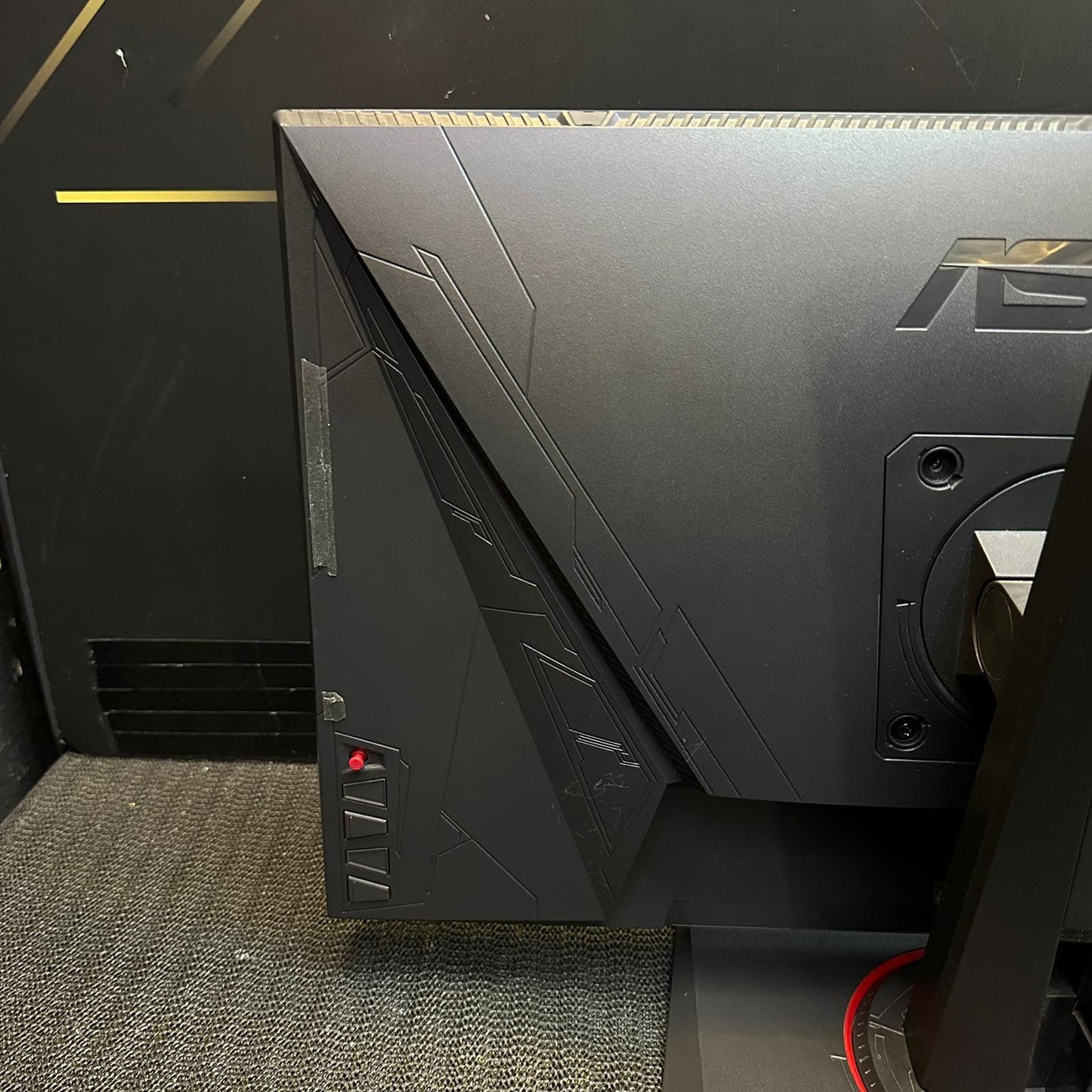 Asus MG248 Pivot Oyuncu Monitörü / 24" / 144Hz